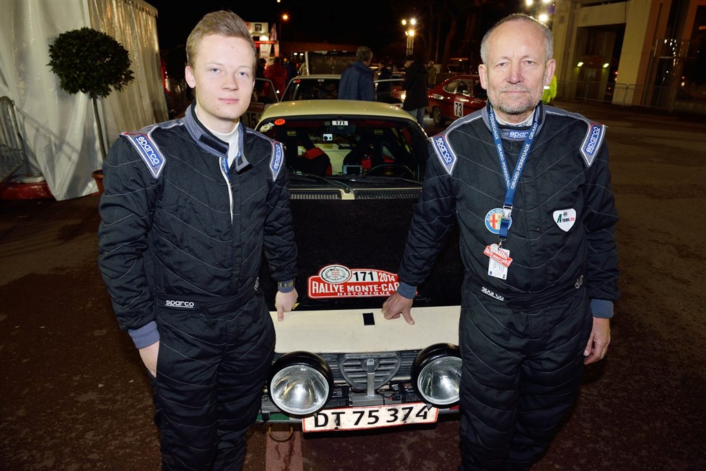 Jens Gandrup og codriver Kristian Flensbak kørte deres Alfa Romeo frem fra nr. 80 til 56 under sidste nat i Rallye Monte-Carlo Historique.
(Foto: Michael Eisenberg, Intercom)